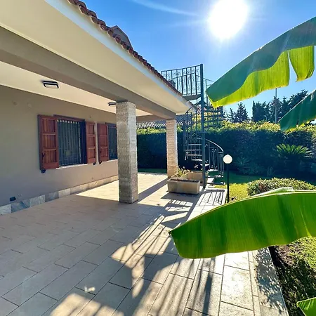 Blu Holidays Arenella (Syracuse)